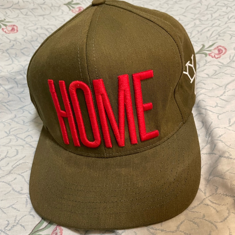 Home Snapback